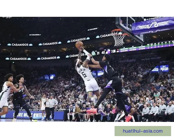 贝利33分助爵士大胜雄鹿结束四连败雄鹿近十二战十负 贝利33分助爵士大胜雄鹿结束四连败雄鹿近十二战十负